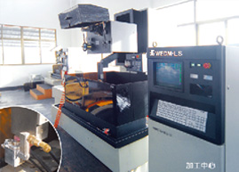 連接器生產(chǎn)設(shè)備