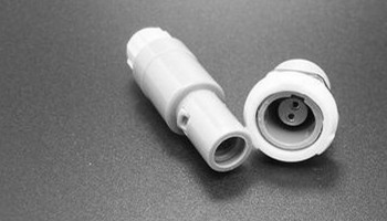 隔爆型高壓電纜連接器如何連接？