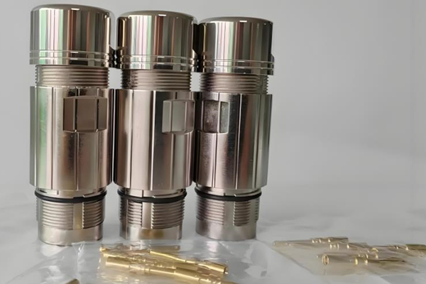 電子連接器與電腦設(shè)組裝連接時的注意要點！ 圖2